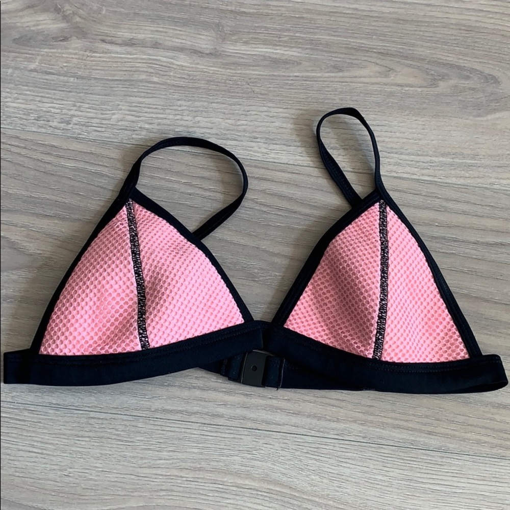 Triangl pink bikini top